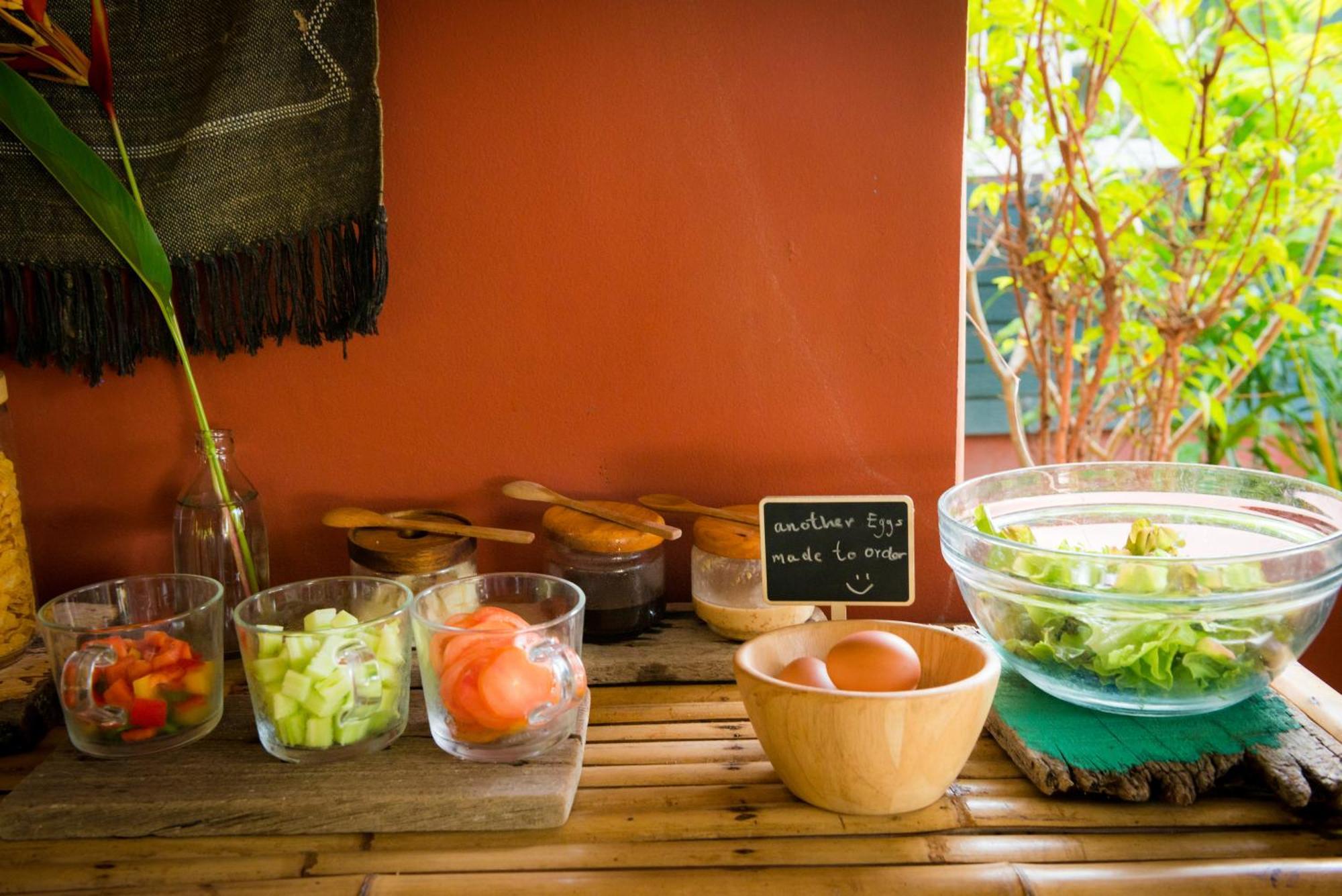 Oasis Yoga Bungalows Koh Lanta Exterior photo